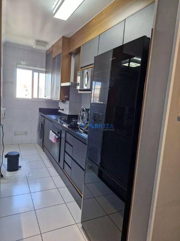 Apartamento à venda com 2 quartos, 68m² - Foto 27