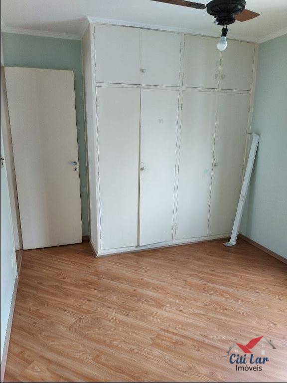 Apartamento para alugar com 2 quartos, 70m² - Foto 18