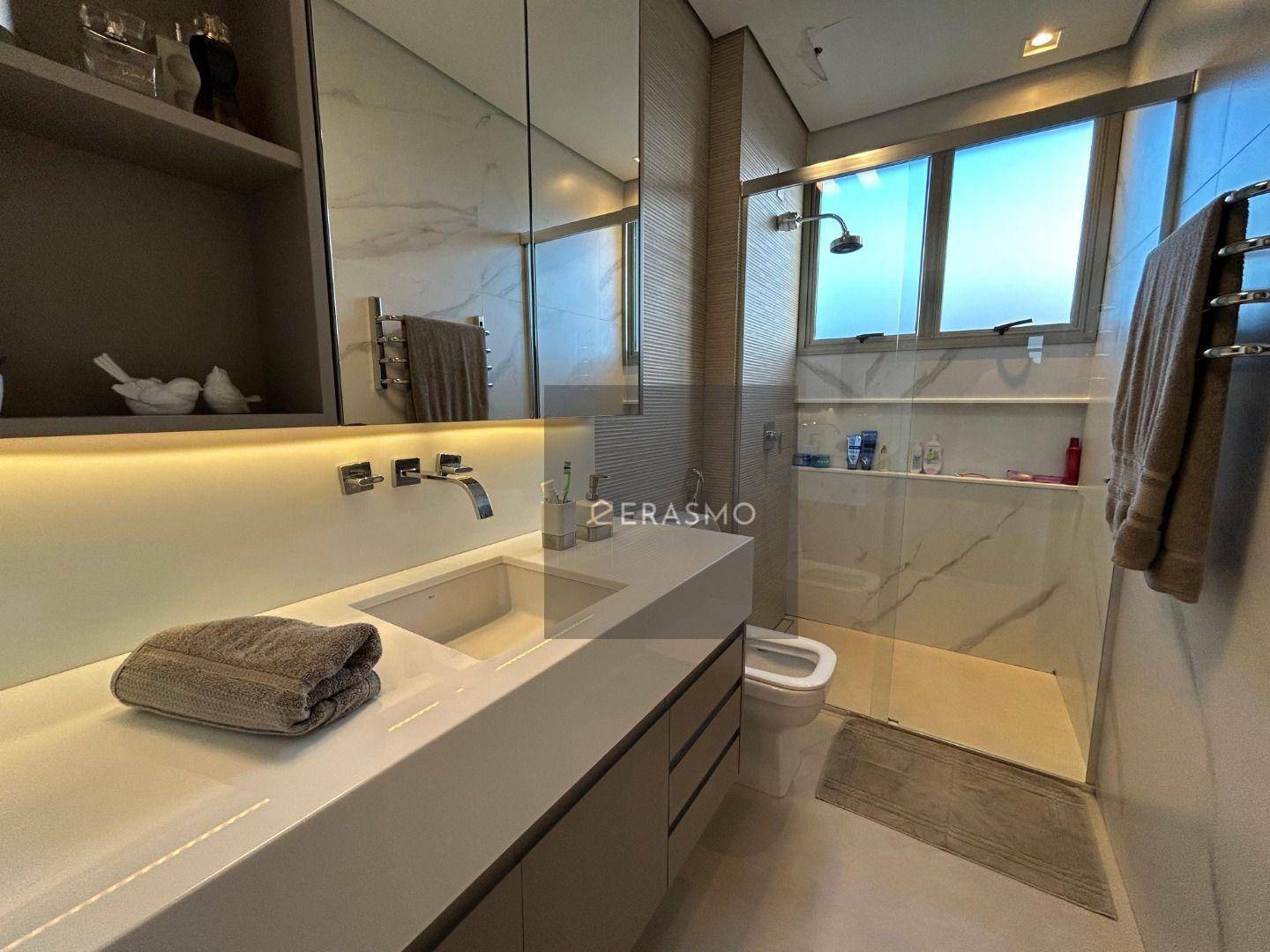 Casa de Condomínio à venda com 5 quartos, 410m² - Foto 31