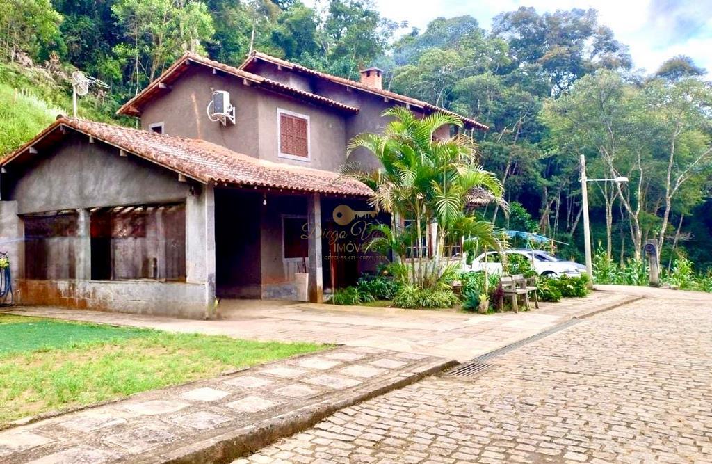 Casa à venda com 6 quartos, 5000m² - Foto 1