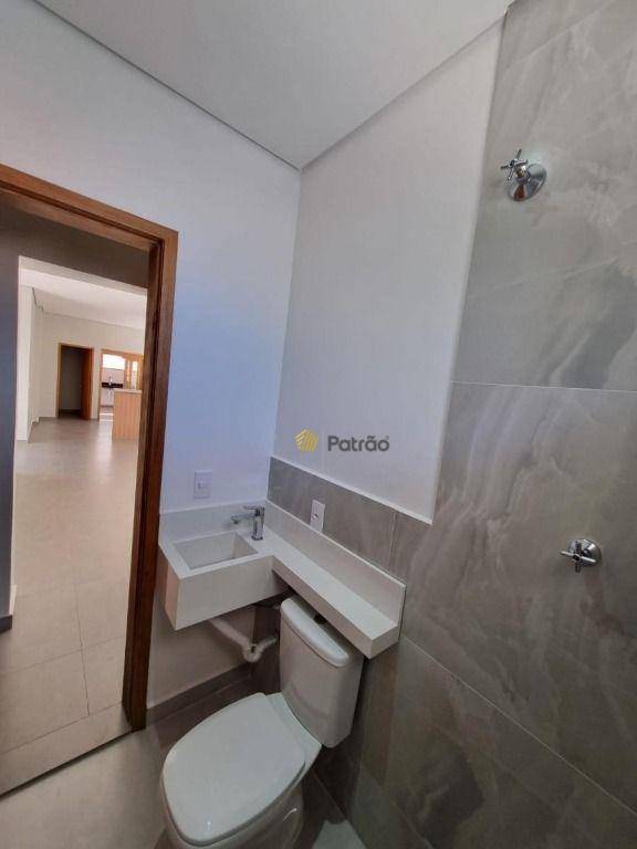 Sobrado à venda com 4 quartos, 270m² - Foto 30