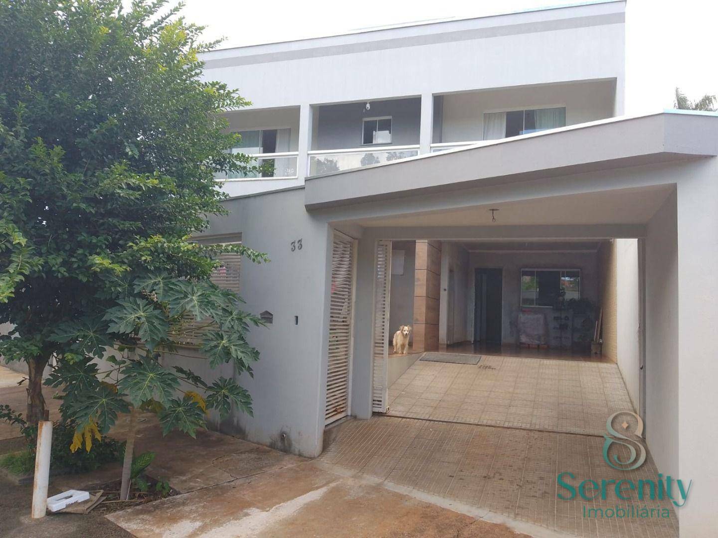 Casa à venda com 3 quartos, 180m² - Foto 1