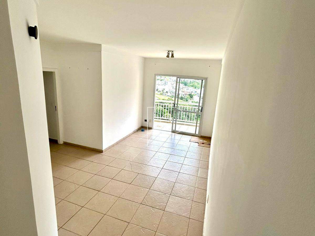 Apartamento à venda com 3 quartos, 96m² - Foto 2