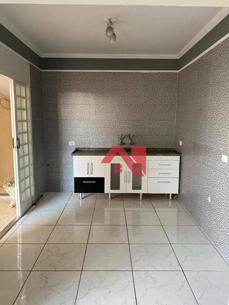 Casa à venda com 3 quartos, 108m² - Foto 10