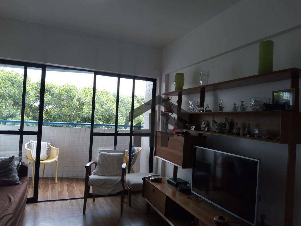 Apartamento à venda com 3 quartos, 79m² - Foto 4