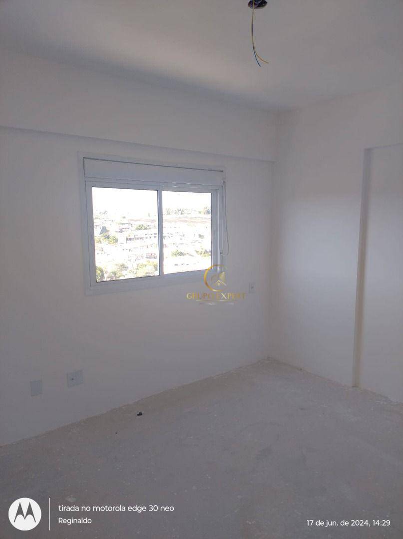 Apartamento à venda com 3 quartos, 101m² - Foto 30