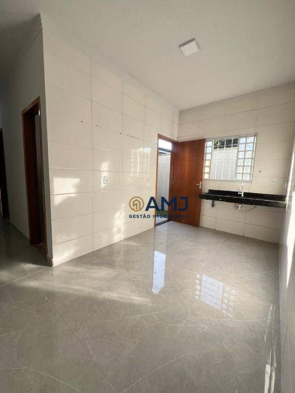 Casa, 2 quartos, 77 m² - Foto 2