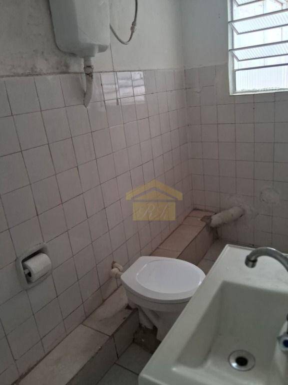 Casa à venda com 4 quartos, 90m² - Foto 8