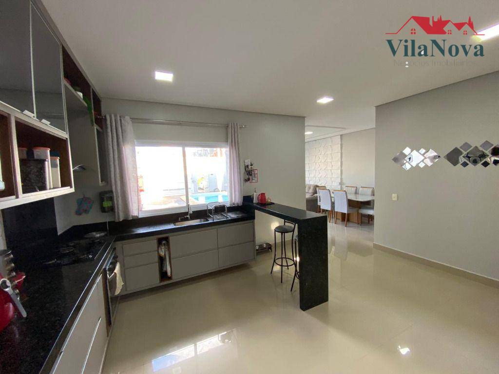 Casa à venda com 2 quartos, 149m² - Foto 14