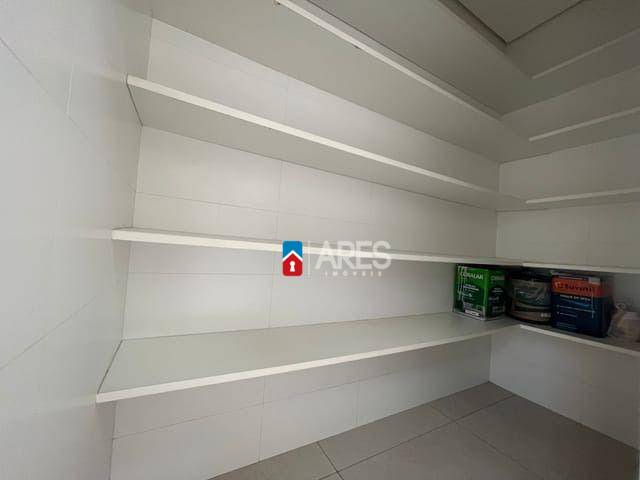 Casa à venda com 4 quartos, 301m² - Foto 20