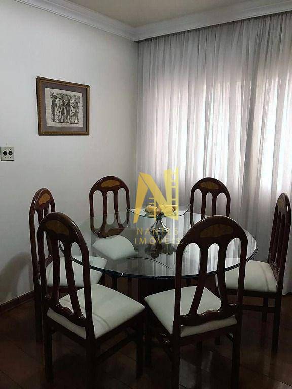 Apartamento à venda com 3 quartos, 226m² - Foto 7