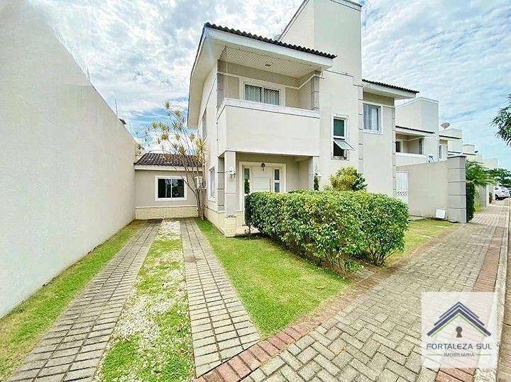 Casa de Condomínio à venda com 3 quartos, 176m² - Foto 1