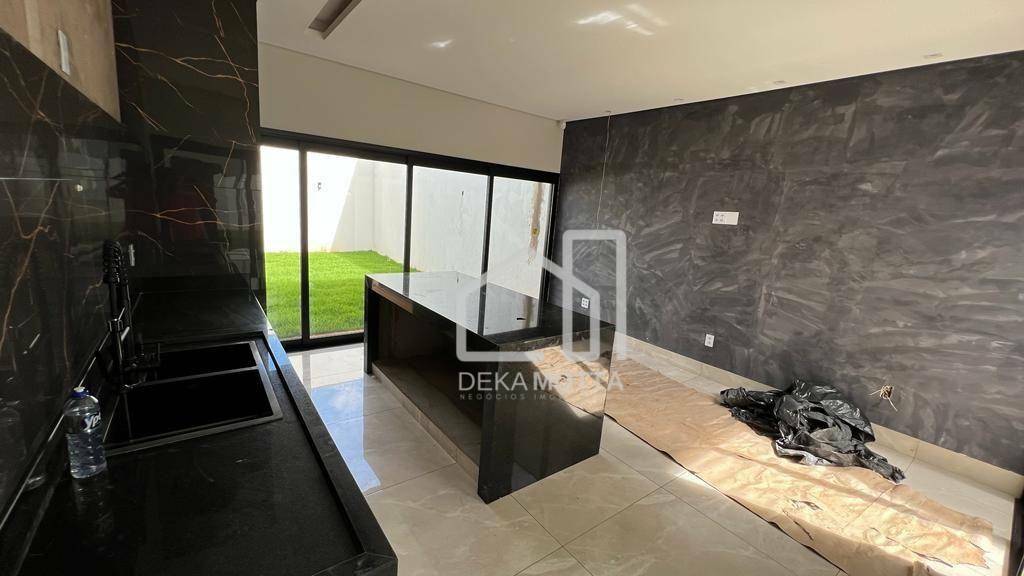 Casa de Condomínio à venda com 3 quartos, 250m² - Foto 23