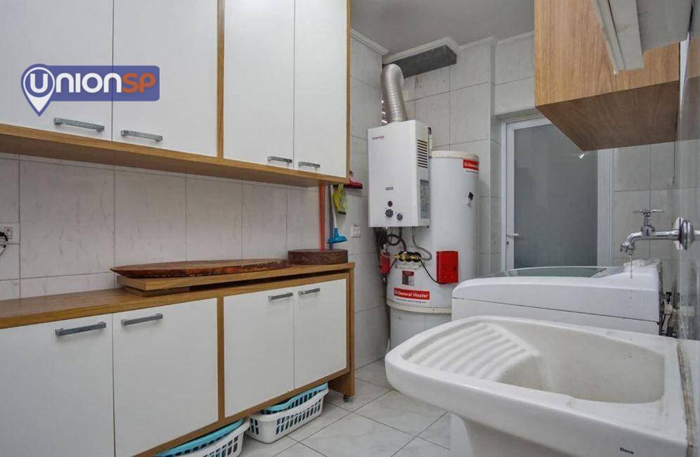 Apartamento à venda com 3 quartos, 214m² - Foto 16