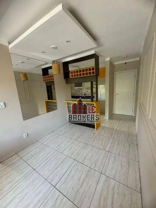 Apartamento para alugar com 2 quartos, 52m² - Foto 4