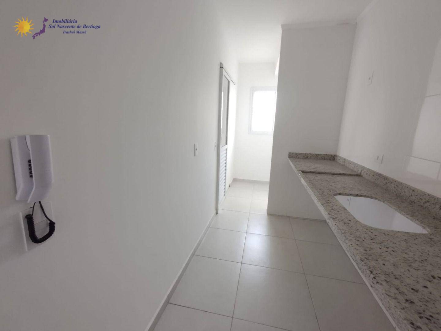 Apartamento à venda com 2 quartos, 76m² - Foto 3