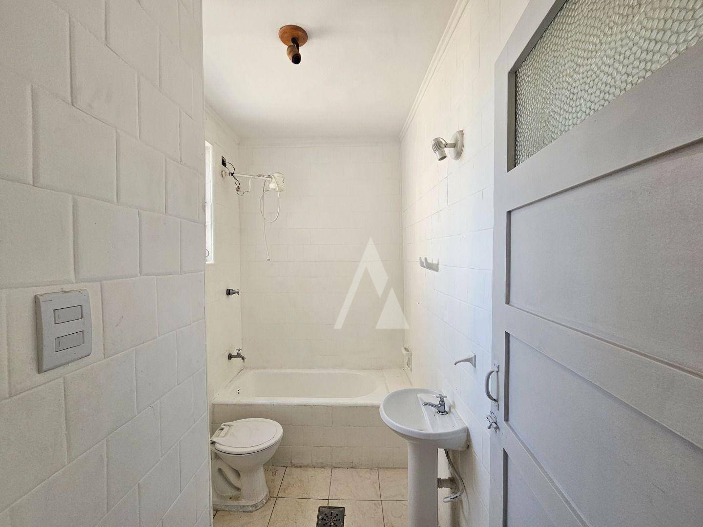 Apartamento para alugar com 2 quartos, 75m² - Foto 14