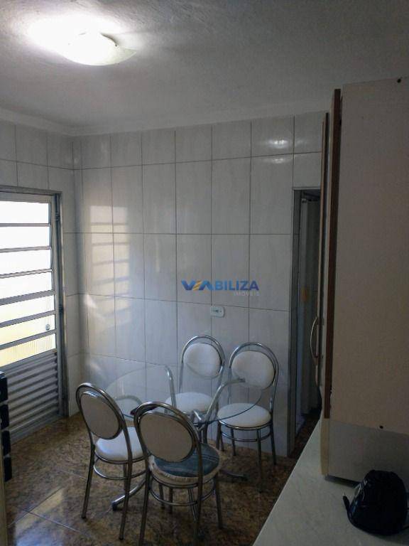 Casa à venda com 1 quarto, 100m² - Foto 11