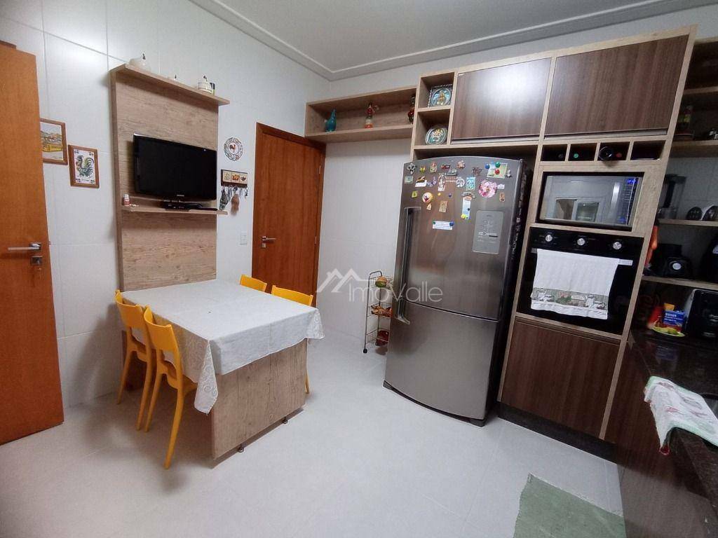 Sobrado à venda com 4 quartos, 245m² - Foto 6