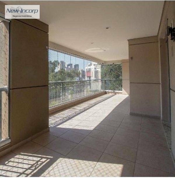 Apartamento à venda com 4 quartos, 195m² - Foto 2