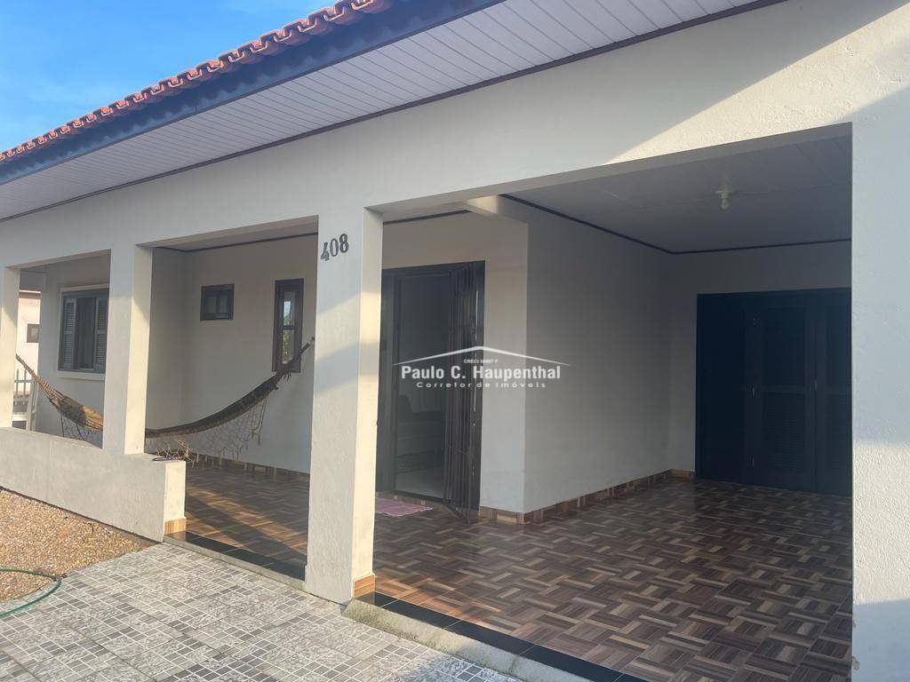 Casa à venda com 3 quartos, 127m² - Foto 1