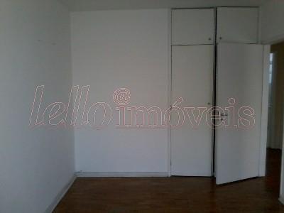 Apartamento para alugar com 3 quartos, 180m² - Foto 12