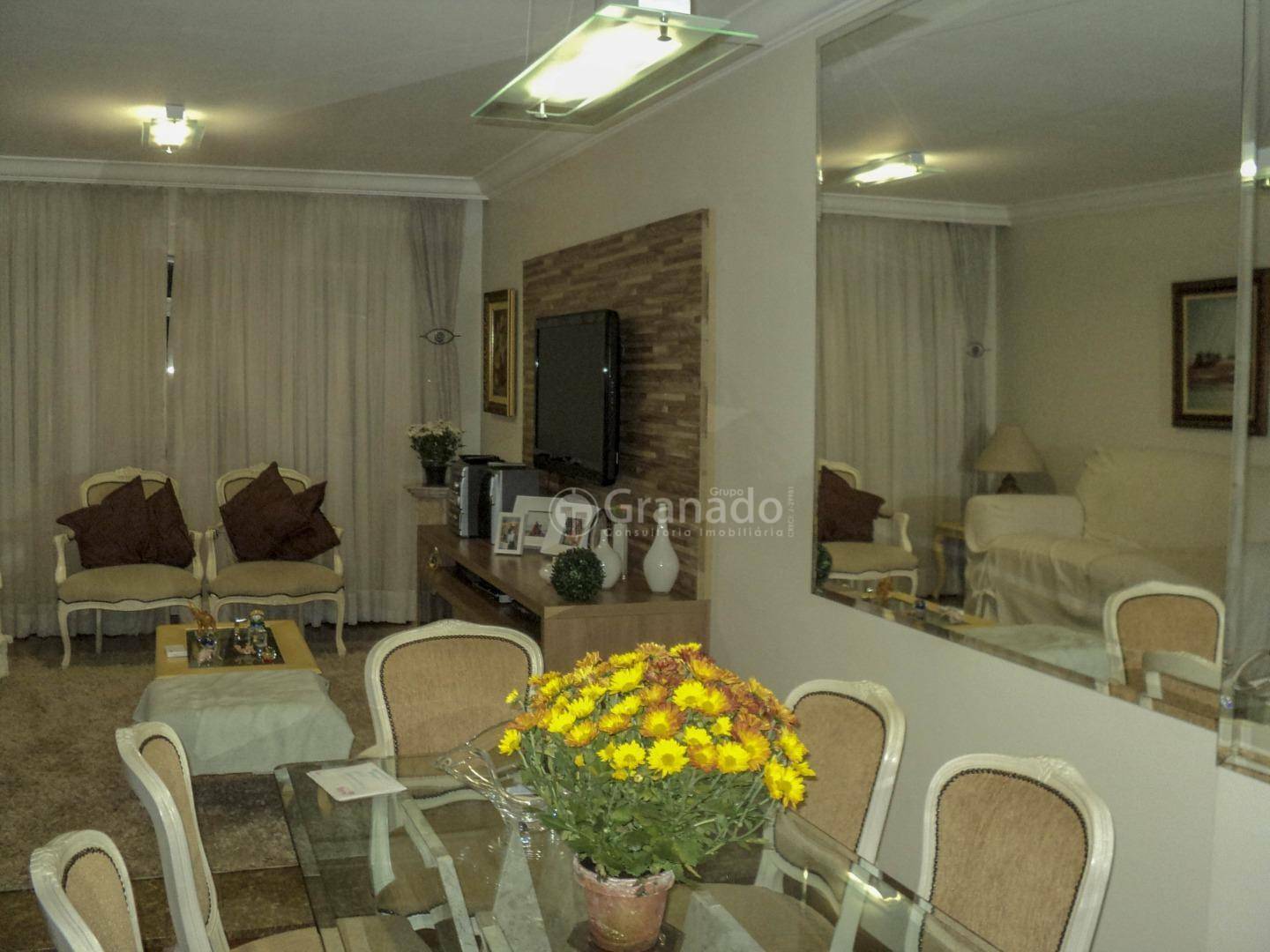 Apartamento à venda com 3 quartos, 100m² - Foto 1