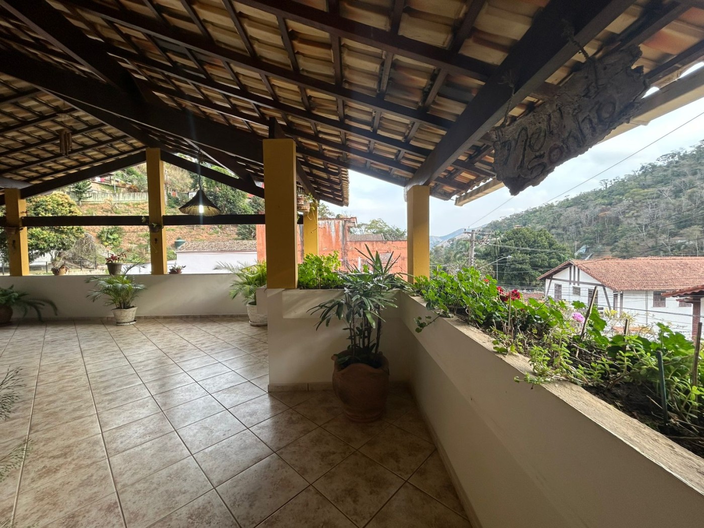 Casa à venda com 4 quartos, 240m² - Foto 25