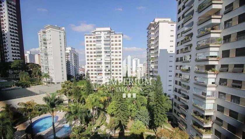 Apartamento à venda com 5 quartos, 320m² - Foto 29