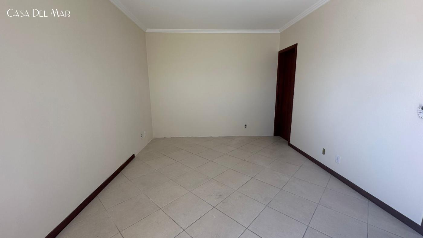 Apartamento à venda com 3 quartos, 137m² - Foto 32