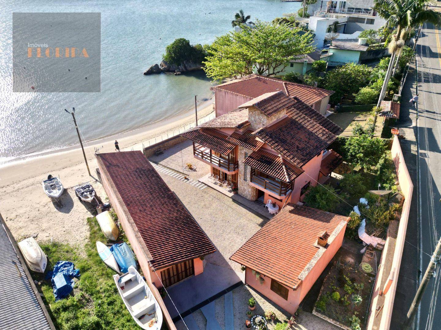 Casa, 5 quartos, 259 m² - Foto 1