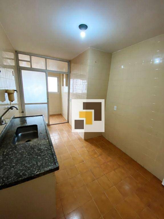 Apartamento à venda e aluguel com 3 quartos, 83m² - Foto 1