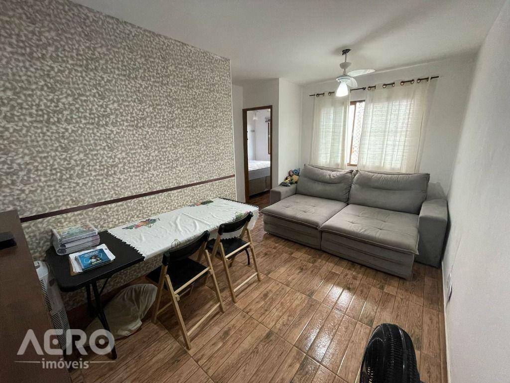 Apartamento à venda com 2 quartos, 46m² - Foto 13