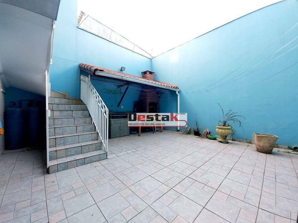 Sobrado à venda com 3 quartos, 252m² - Foto 6