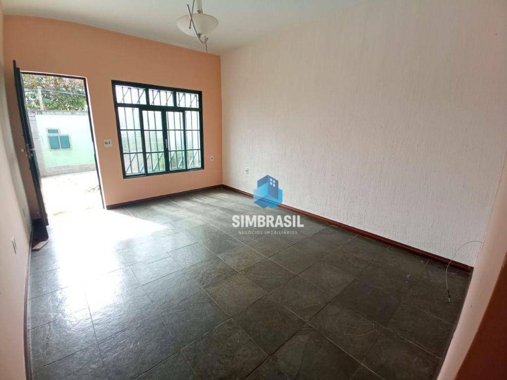 Casa à venda com 4 quartos, 220m² - Foto 13