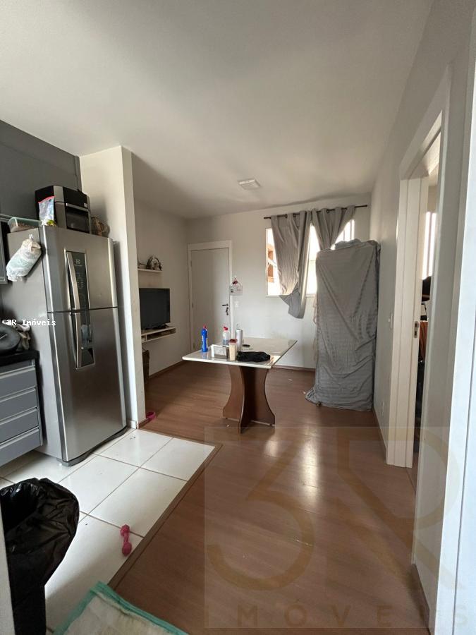 Apartamento à venda com 2 quartos, 40m² - Foto 1