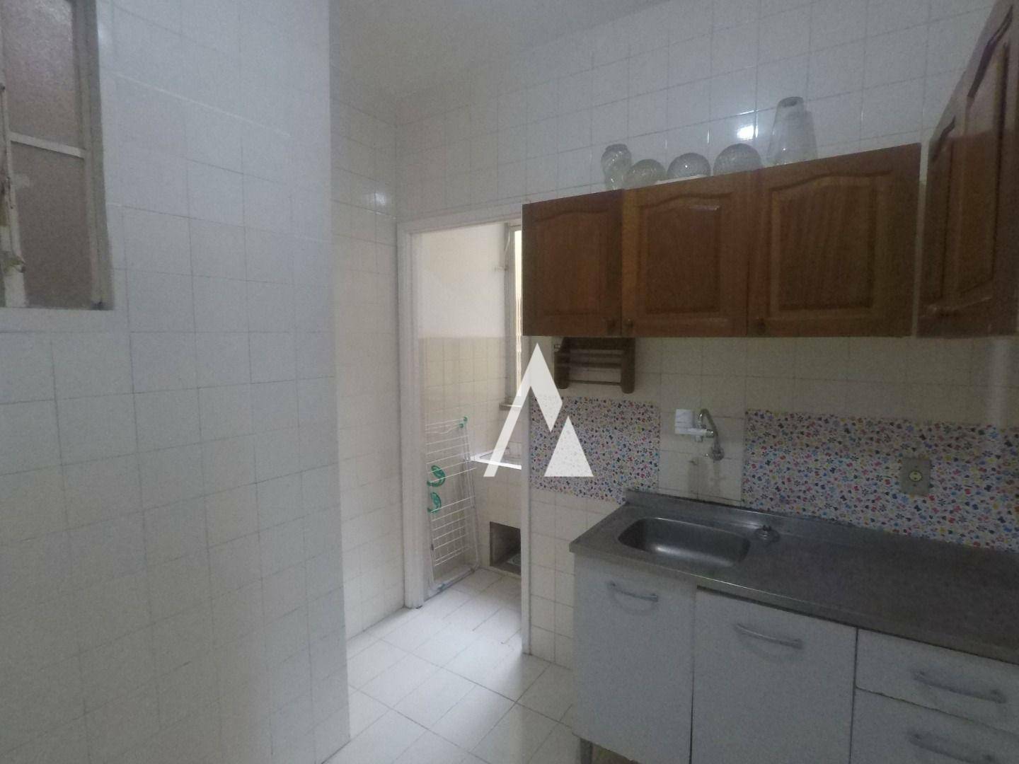 Apartamento para alugar com 1 quarto, 46m² - Foto 13