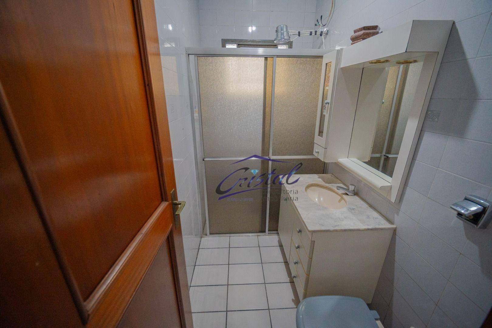 Casa à venda com 3 quartos, 331m² - Foto 47