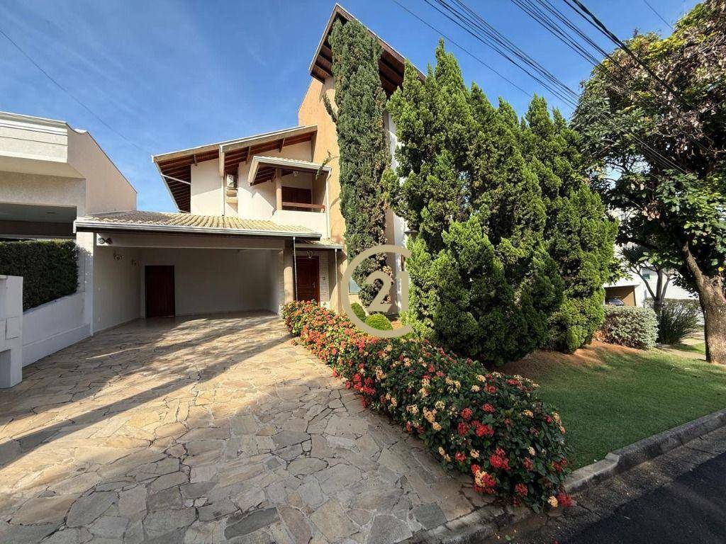 Casa de Condomínio à venda com 4 quartos, 340m² - Foto 2