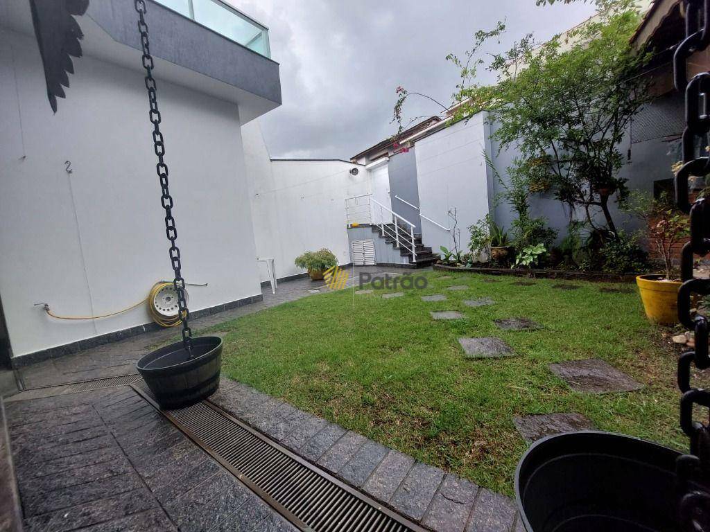 Sobrado à venda com 4 quartos, 333m² - Foto 41