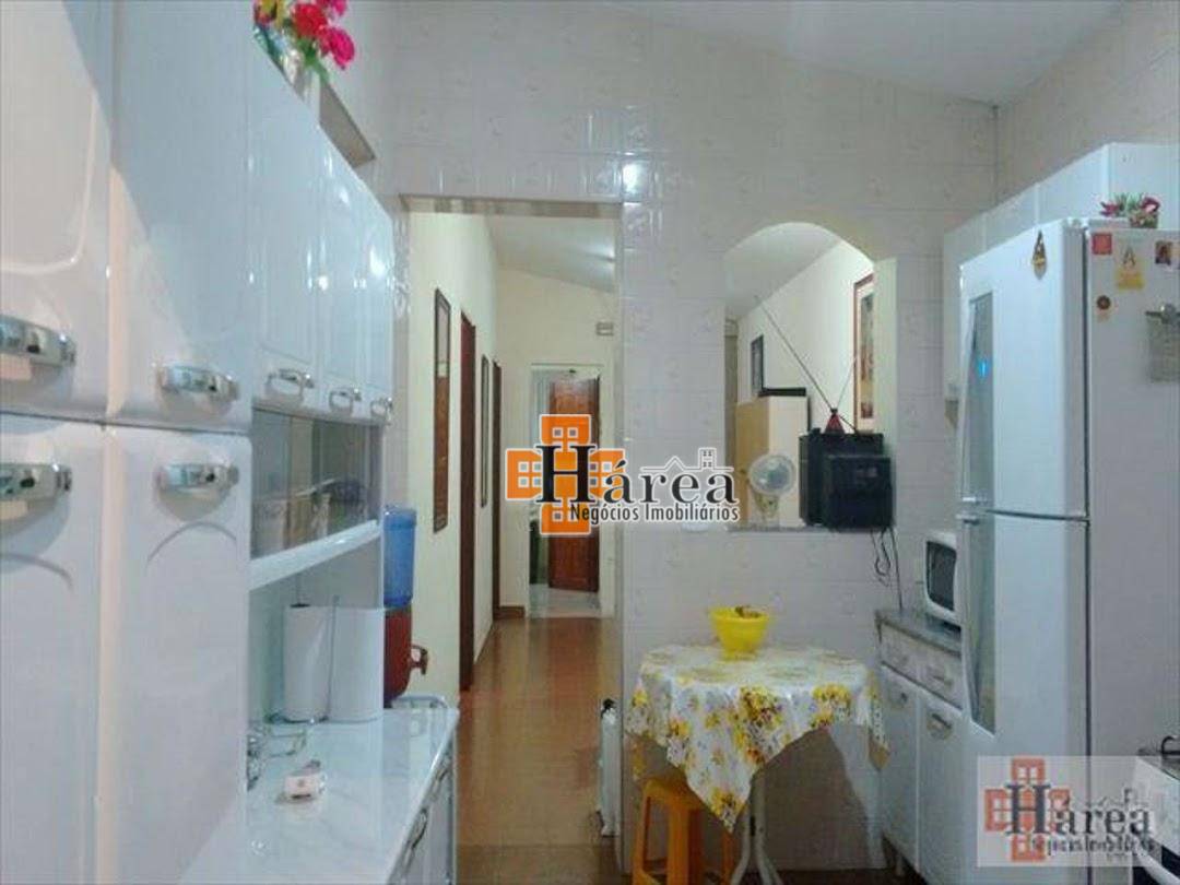 Casa à venda com 3 quartos, 110m² - Foto 9