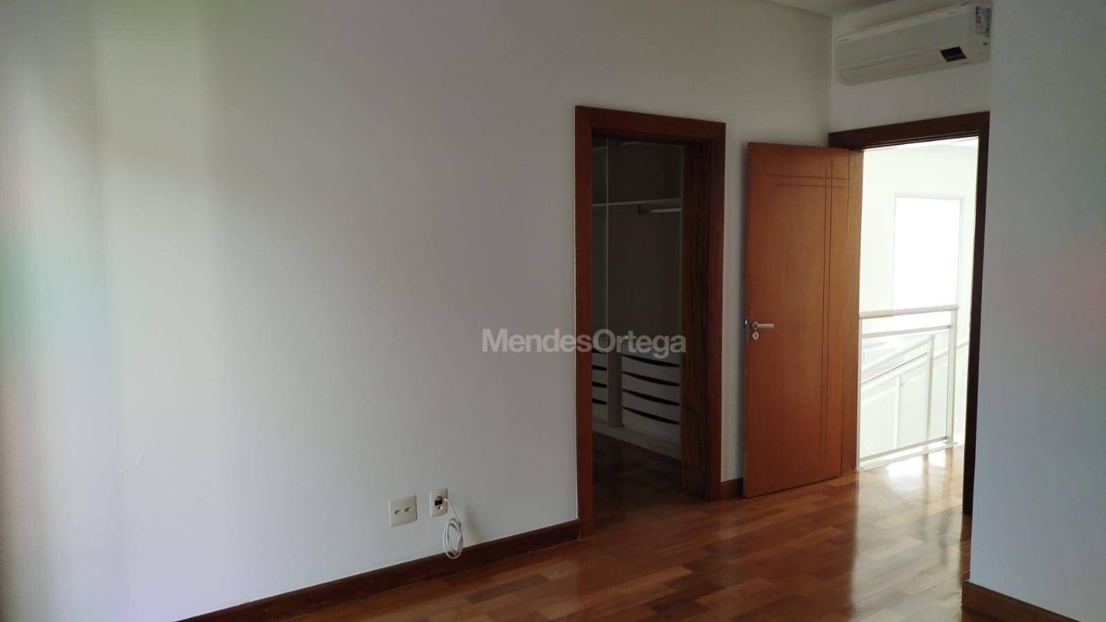 Casa de Condomínio para alugar com 3 quartos, 271m² - Foto 30