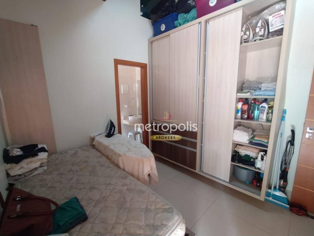 Sobrado à venda com 4 quartos, 370m² - Foto 26