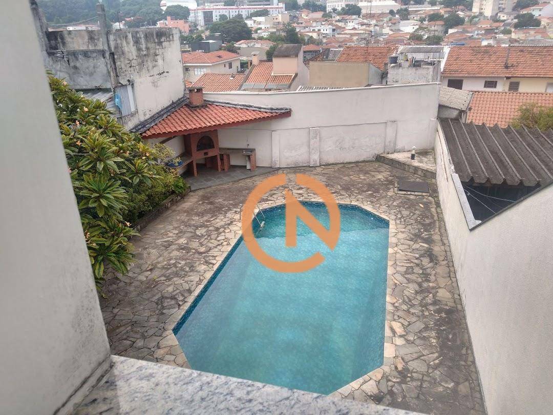 Casa à venda e aluguel com 4 quartos, 257m² - Foto 8
