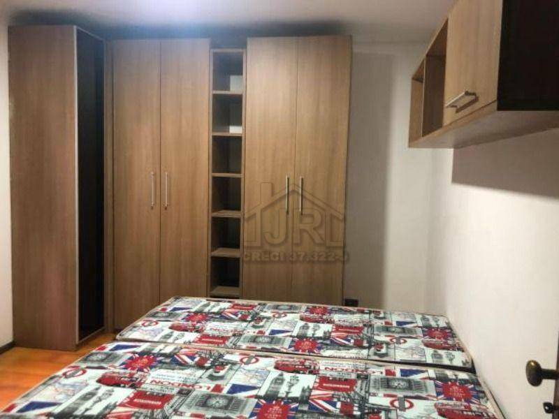 Casa à venda com 3 quartos, 224m² - Foto 7