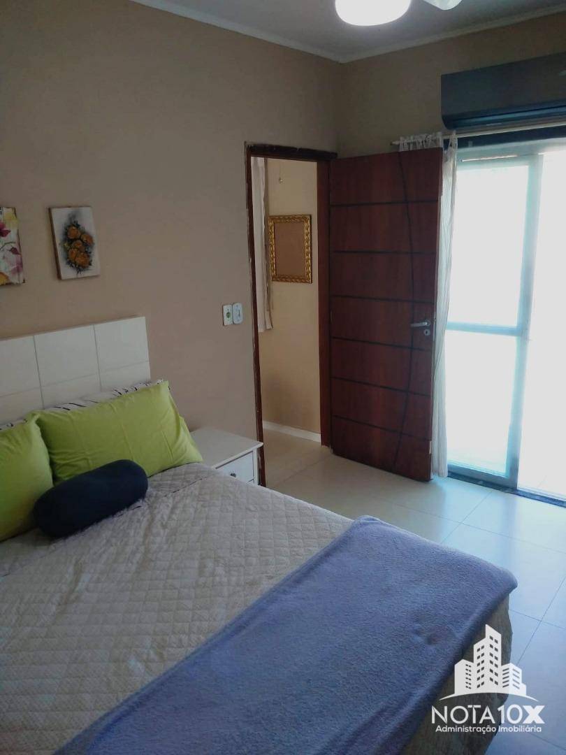 Casa à venda com 3 quartos, 130m² - Foto 11