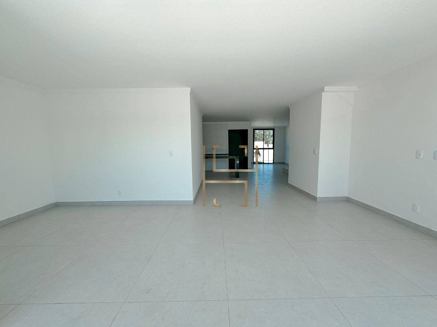 Casa de Condomínio à venda com 4 quartos, 225m² - Foto 16