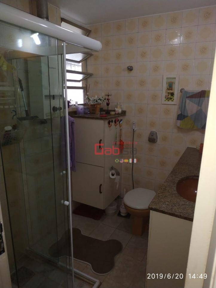 Apartamento à venda com 2 quartos, 70m² - Foto 11