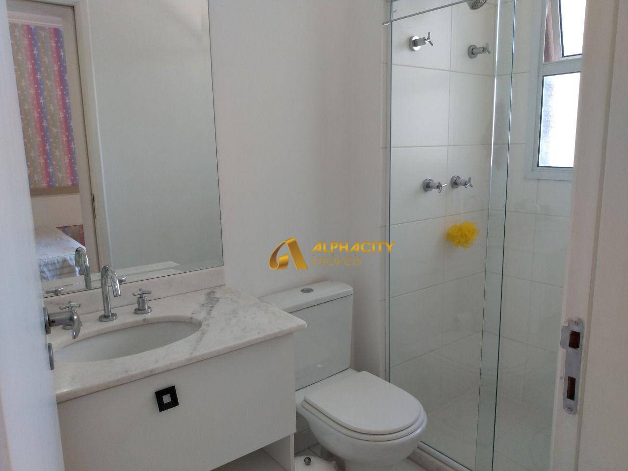 Apartamento à venda com 3 quartos, 196m² - Foto 29