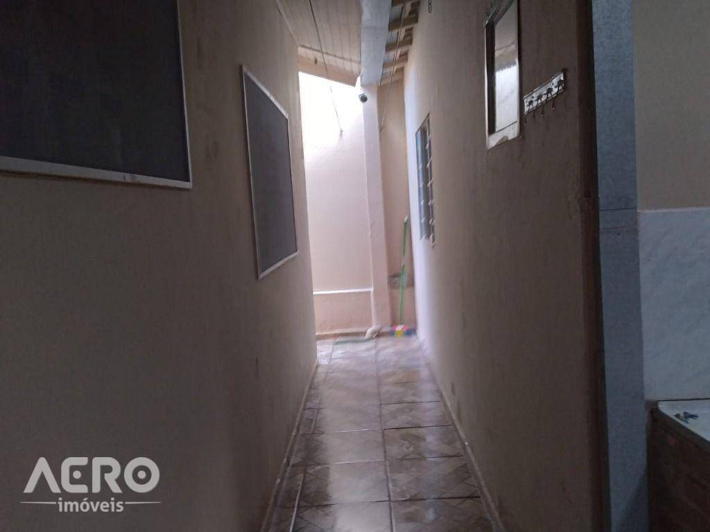 Casa à venda com 3 quartos, 106m² - Foto 20